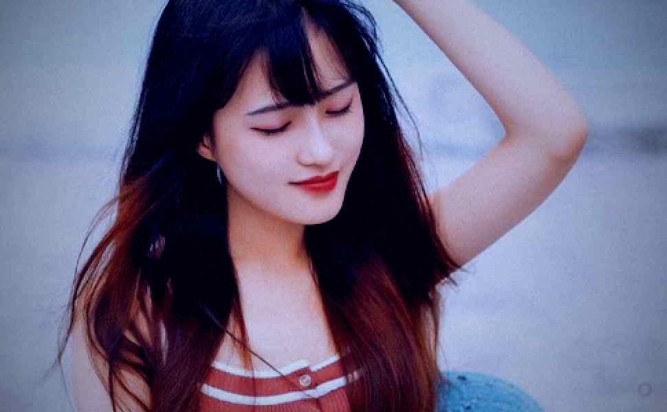 时间线复盘：网黄主播【童话女神】公厕露出事件，从完美身材到爆火合集