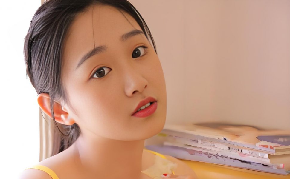 海南女子朵甜甜为爱花费77万反遭抛弃，愤怒公开私密转账与聊天记录